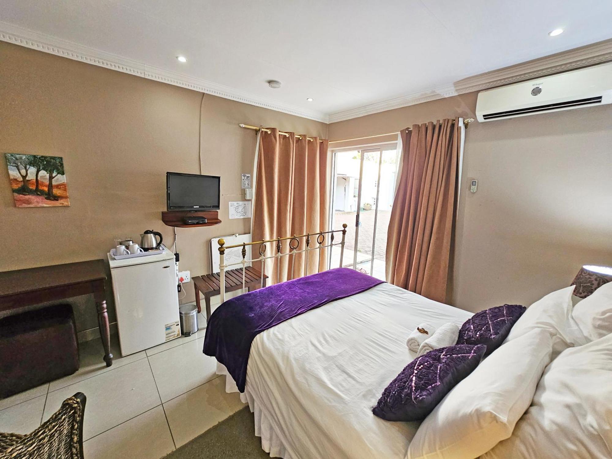 Bettie'S Luxury Lodge Kroonstad Exteriér fotografie