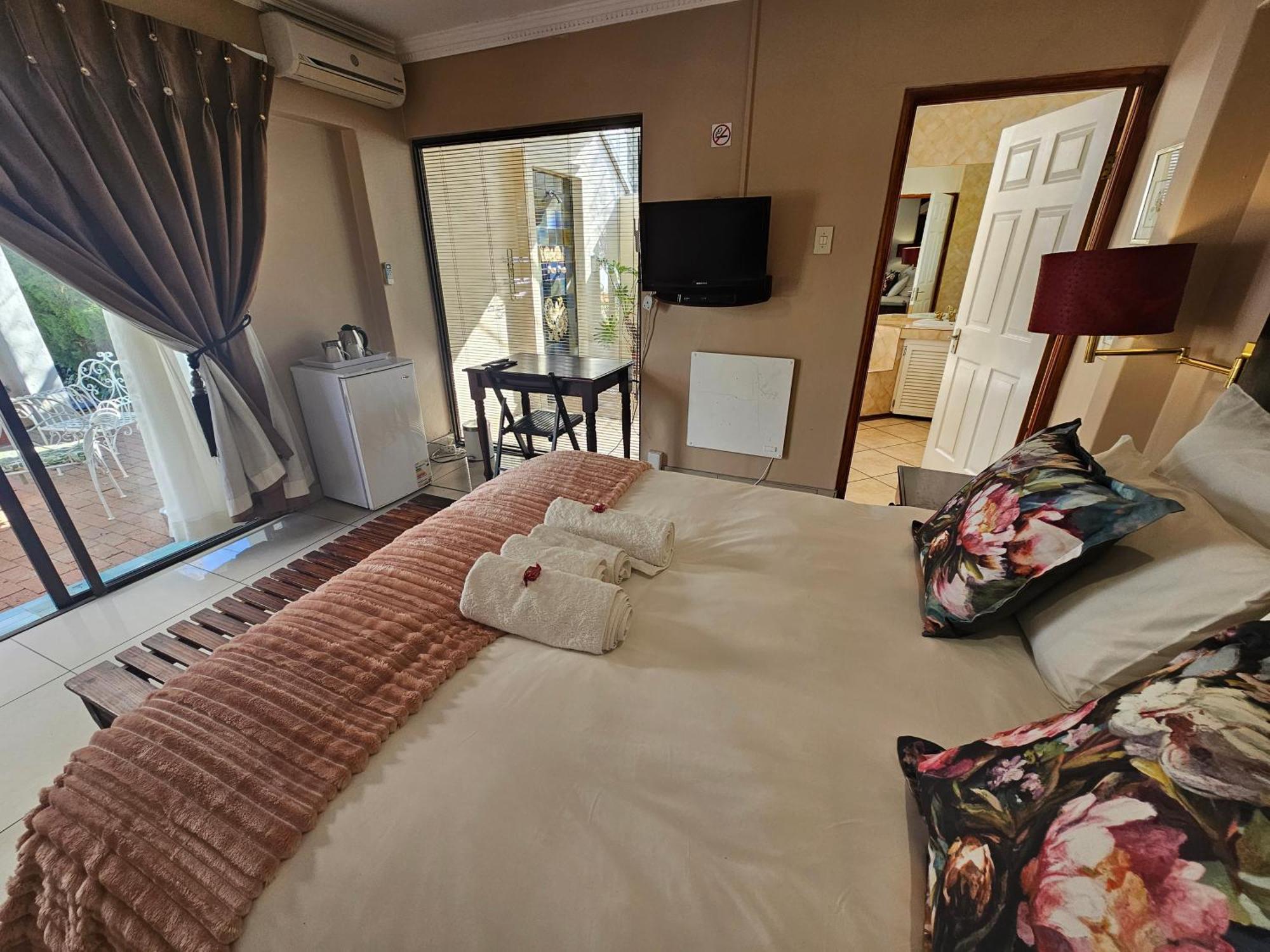 Bettie'S Luxury Lodge Kroonstad Exteriér fotografie