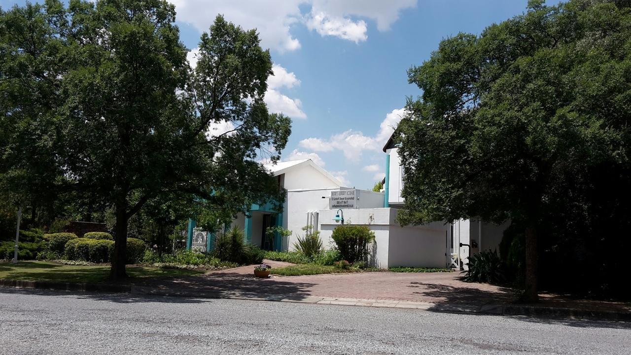 Bettie'S Luxury Lodge Kroonstad Exteriér fotografie