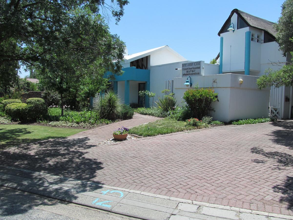 Bettie'S Luxury Lodge Kroonstad Exteriér fotografie